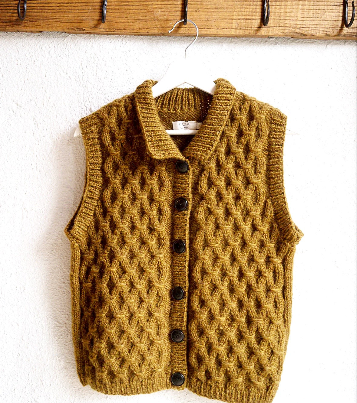 Peppa Buttoned Vest Whisky