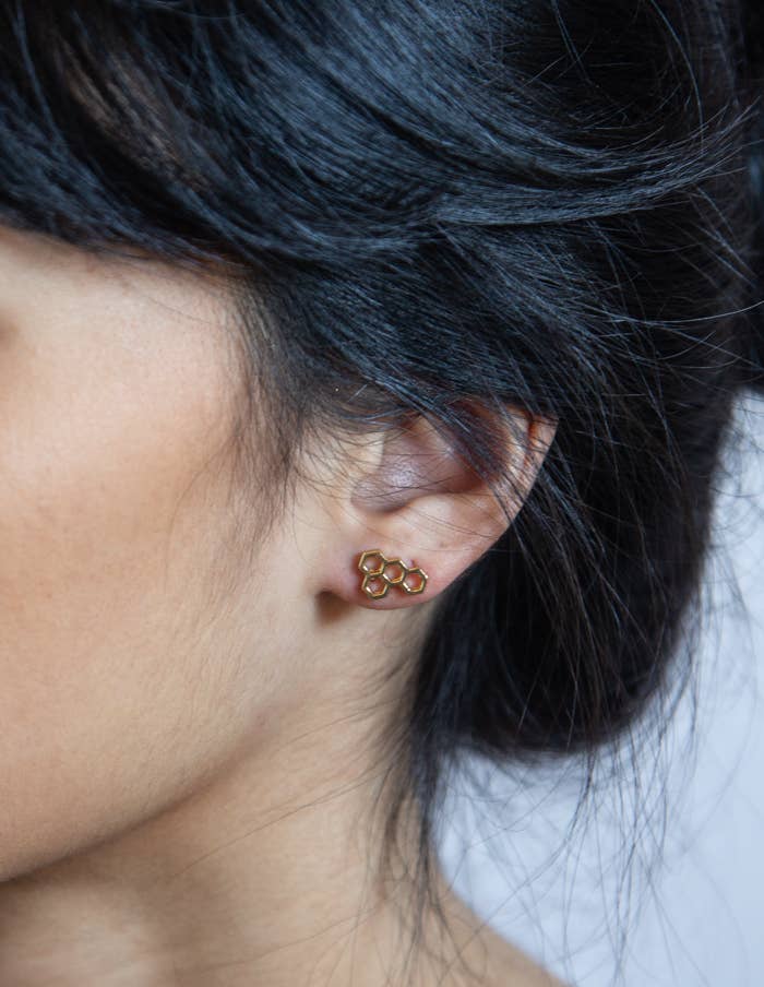 Gold Honeycomb Stud Earring - SINGLE