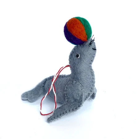 Handmade Felt &amp; Wool: Tennis Racquet Ornament