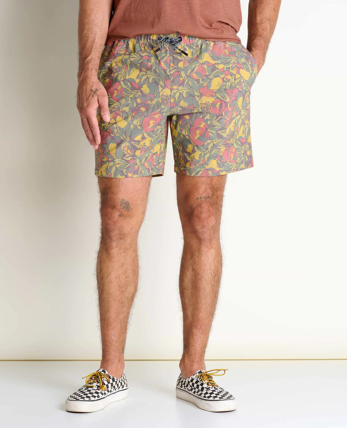 Boundless Pull-On Short: Chive Fruit Print