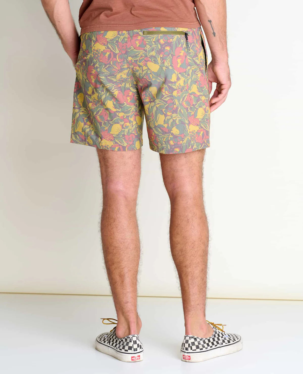 Boundless Pull-On Short: Chive Fruit Print