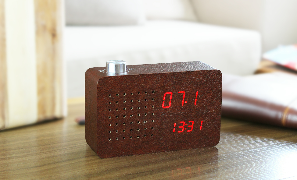 Gingko :Leatherette Radio Click Clock