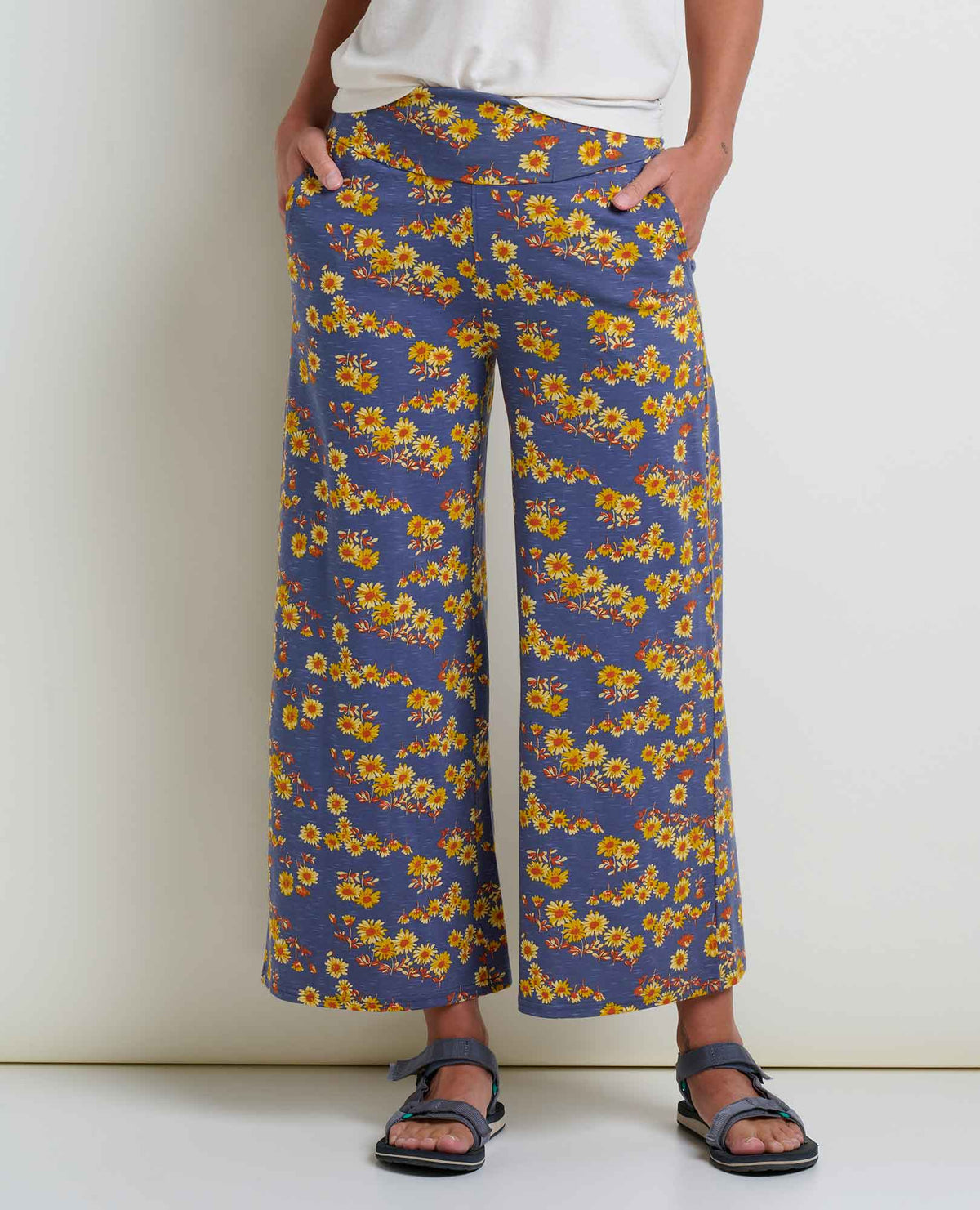 Chaka Wide Leg Pant (Blue Shadow Daisy Print)