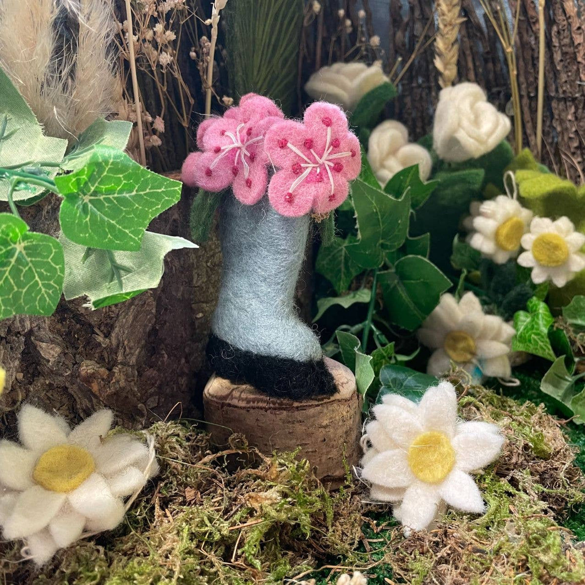 Handmade Felt: Blooming Wellington Boot Mother&#39;s Day Ornament