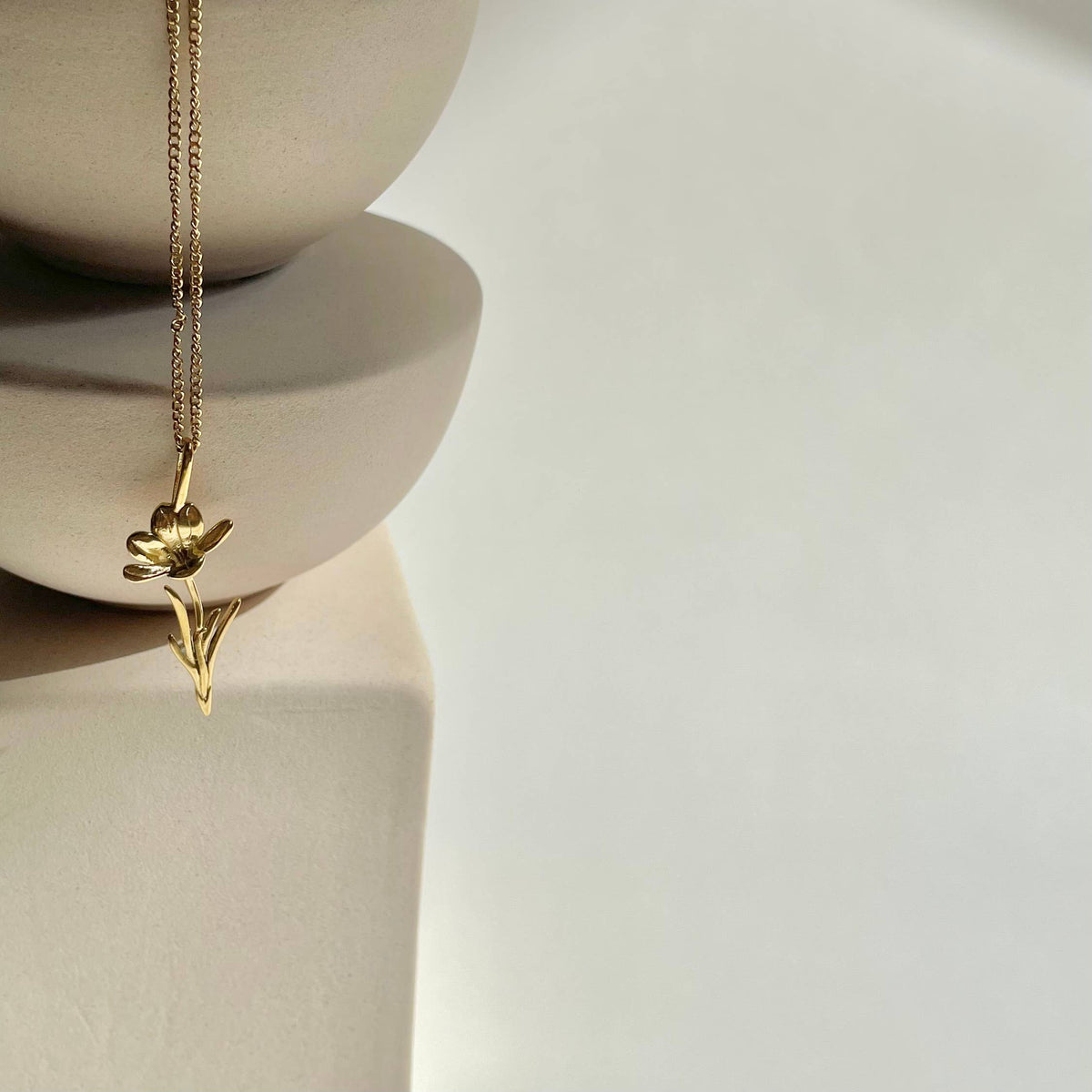 Crocus Necklace- Gold